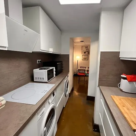 Independant, Patio, Intra-muros , Clim, Parking Apartment Aigues-Mortes