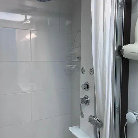 Independant, Patio, Intra-muros , Clim, Parking Lägenhet *